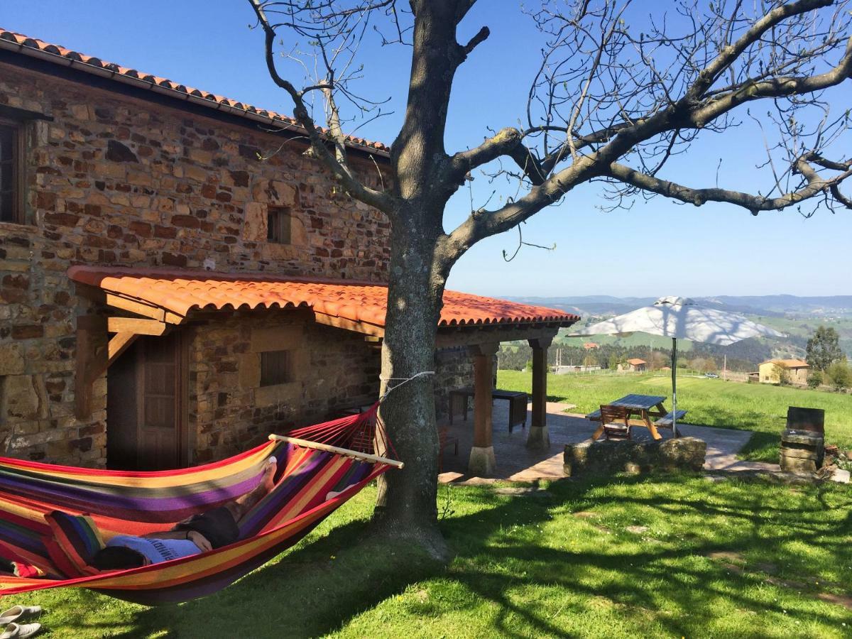 Гостевой дом La Casa Del Chileno Льерганес Экстерьер фото